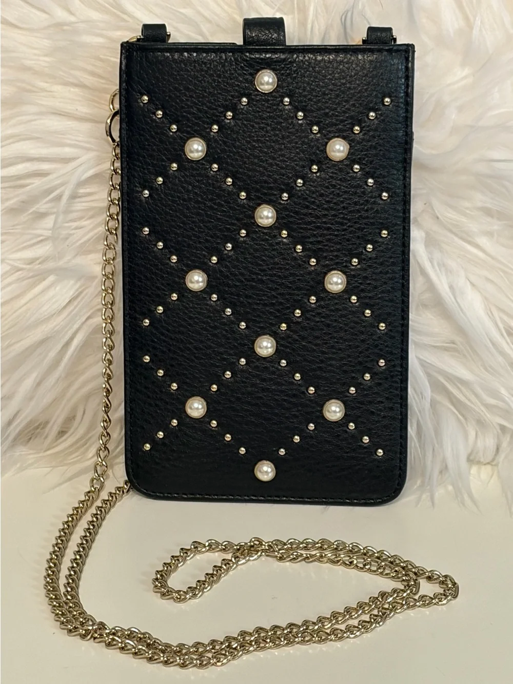 Kate Spade NY Pearl & Black Pebbled Iphone Sleeve Crossbody Bag